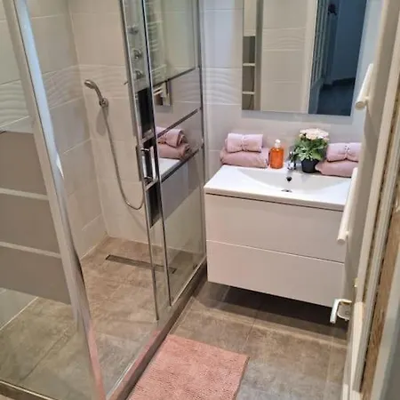 2 Pieces Apartment