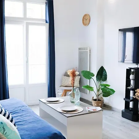 2 Pieces Apartment