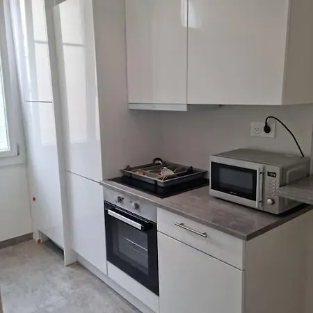 2 Pieces Apartment