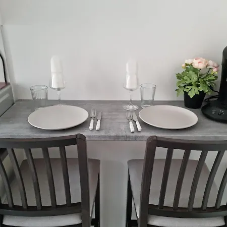 Apartment 2 Pieces Nice